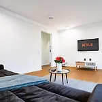 Whirlpool - Zentral - Designloft Mit Xxl Terrasse