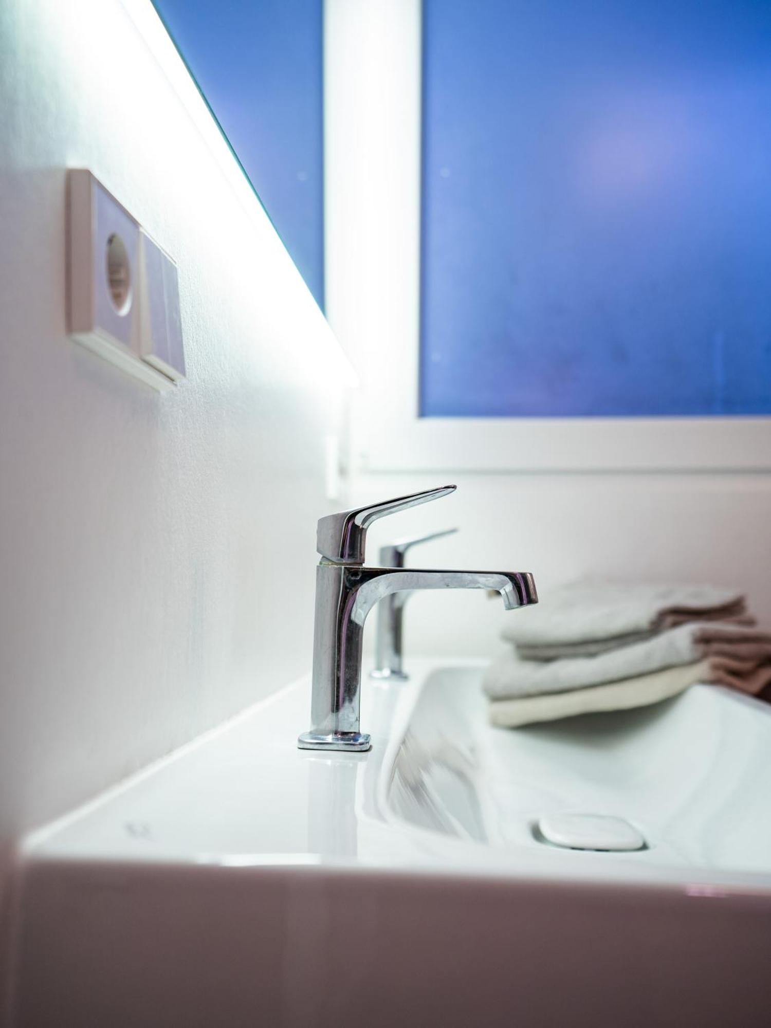Schönes Loft Mit Whirlpool In Lage