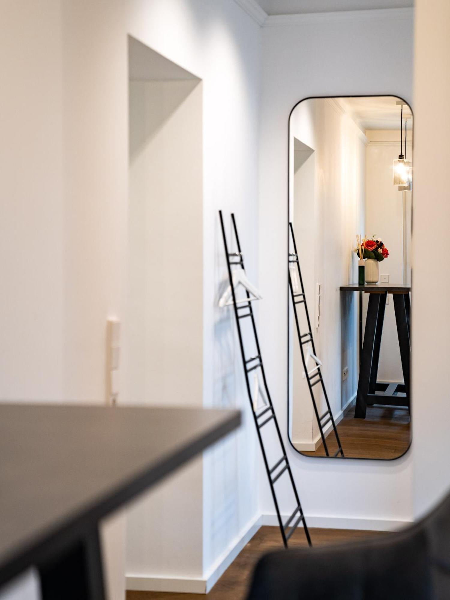 Whirlpool - Zentral - Designloft Mit Xxl Terrasse