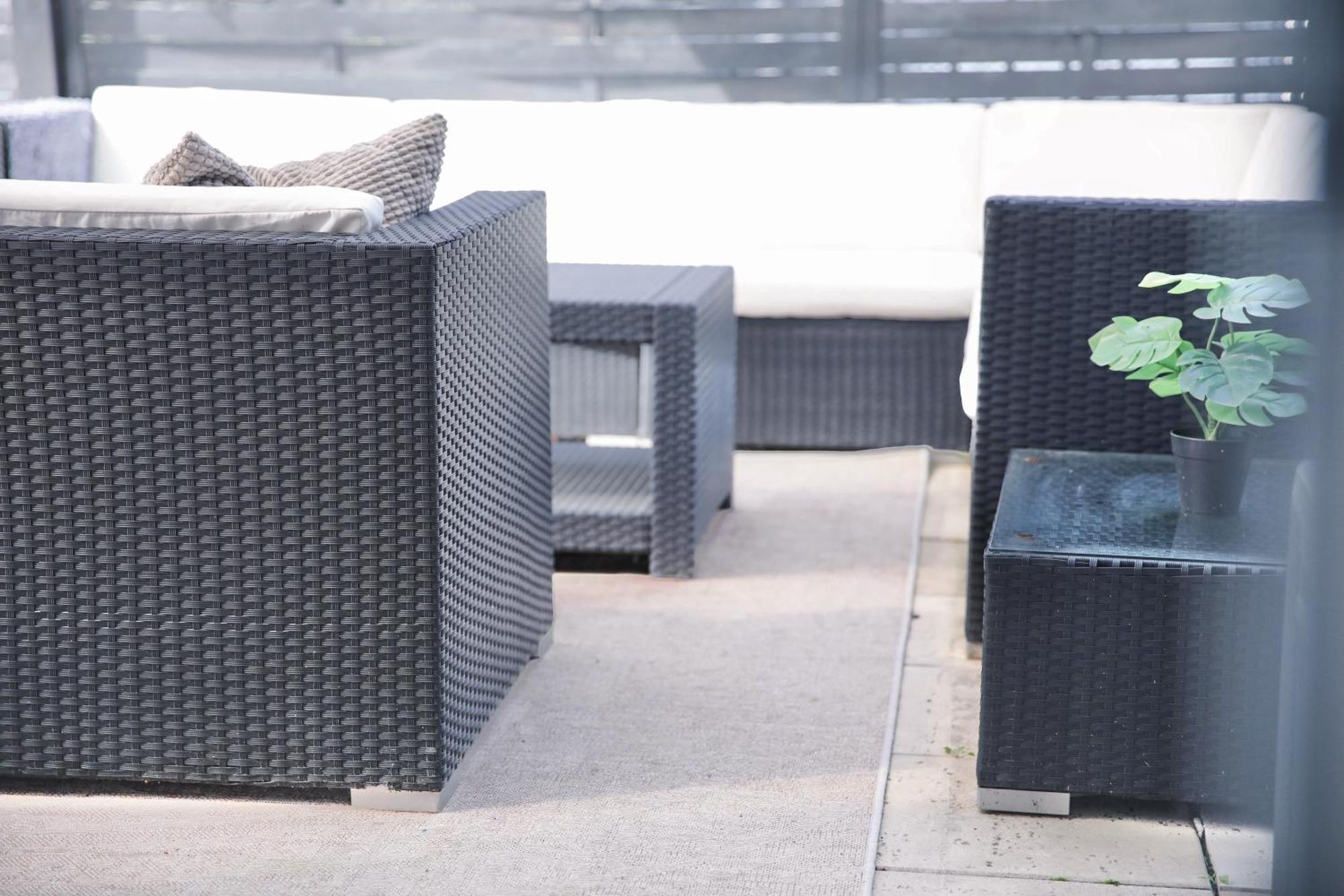 Whirlpool - Zentral - Designloft Mit Xxl Terrasse Apartment